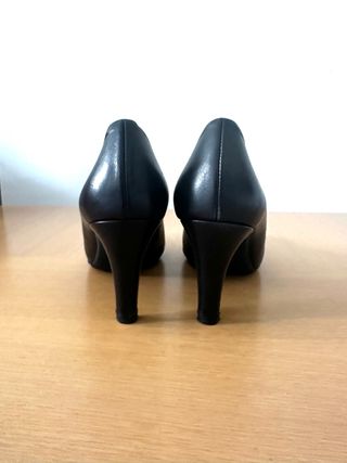 Wonders negros, talla 40