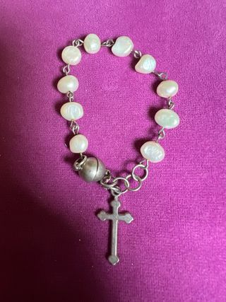 Pulsera plata cruz - perlas