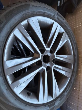 4 Llantas seat 17” 205/55r17 neumaticos all season