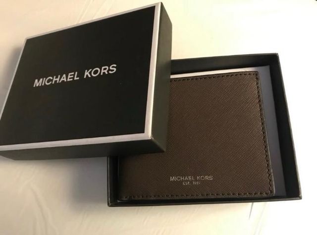 Cartera Michael Kors marrón para hombre