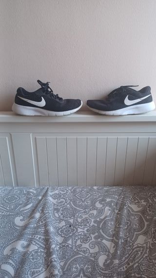 Zapatillas Nike negras talla 36