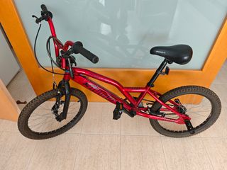Monty 149 Jump - Bicicleta BMX roja