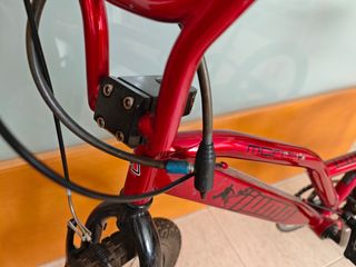 Monty 149 Jump - Bicicleta BMX roja