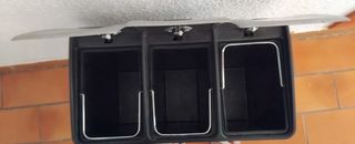 Cubo de basura reciclaje