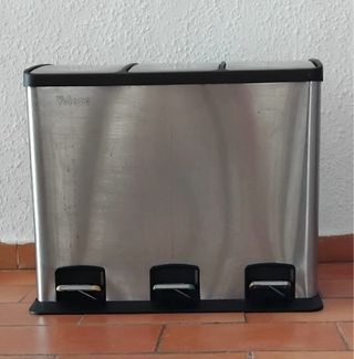 Cubo de basura reciclaje