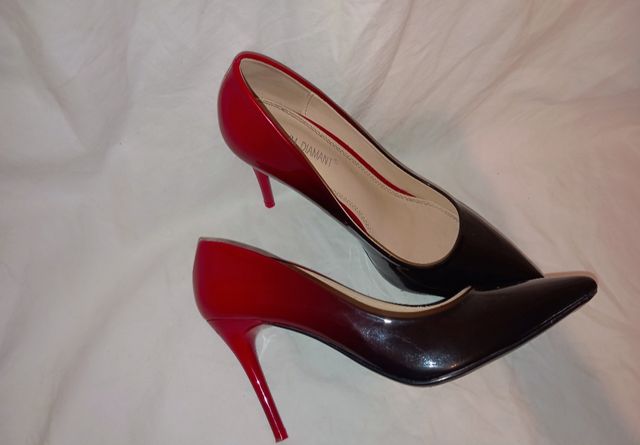 Tacones bicolor rojo-negro