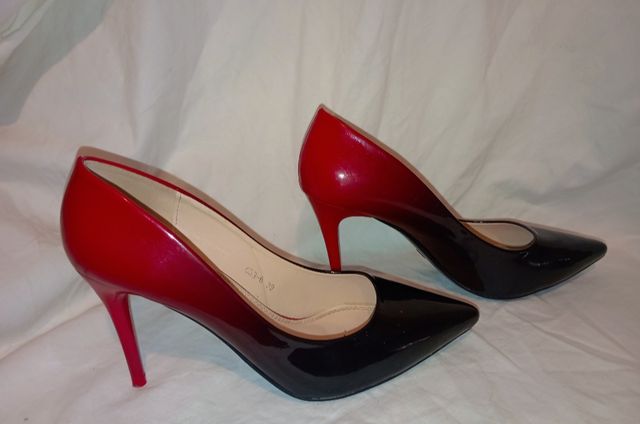 Tacones bicolor rojo-negro