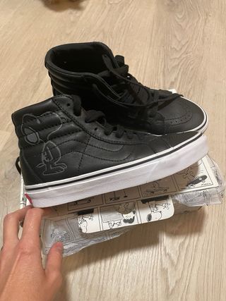 Zapatillas Vans Snoopy negras