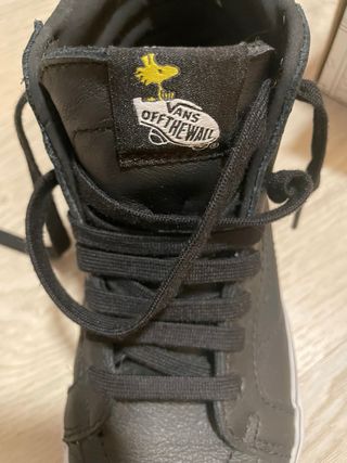 Zapatillas Vans Snoopy negras