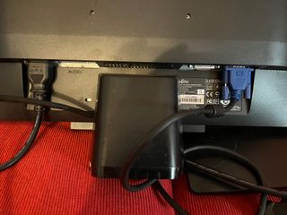 Monitor Fujitsu E19-6 LED