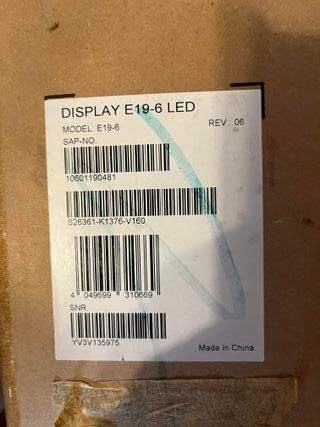 Monitor Fujitsu E19-6 LED