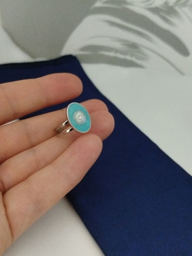 Anillo turquesa claro de acero inoxidable