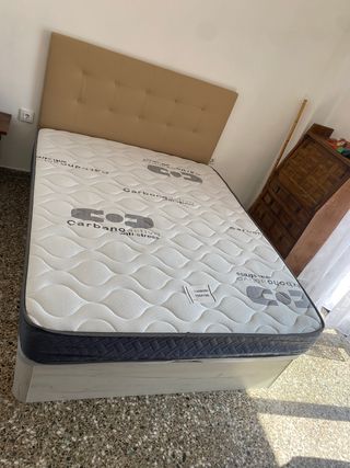 Canapé + colchón viscoelástico