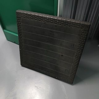 Mesa jardín negra - plástico