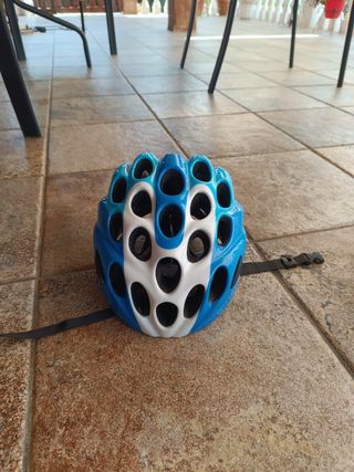 Casco bici niño azul-blanco