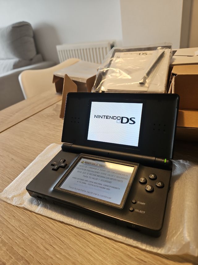 Nintendo DS Lite negra