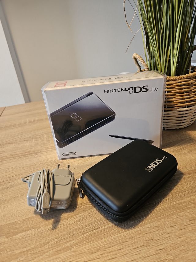 Nintendo DS Lite negra