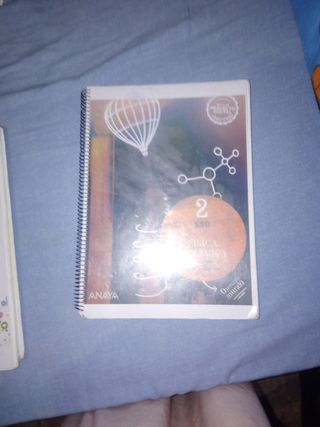 Vendo libros 2 ESO del Virgen de la Victoria