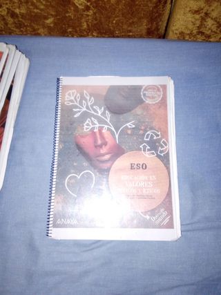 Vendo libros 2 ESO del Virgen de la Victoria