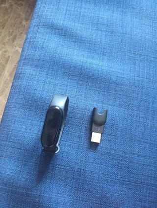 Xiaomi Mi Band 5 negra + cargador