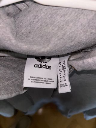 Sudadera Adidas gris