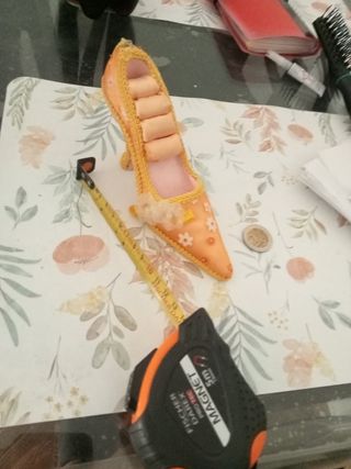Porta anillos zapato amarillo