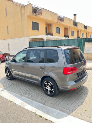 Volkswagen Touran 1.6 TDI 7 Plazas – Único Dueño –