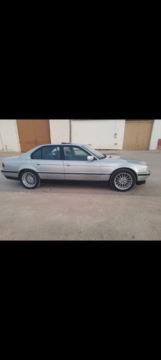 BMW Serie 7 2000