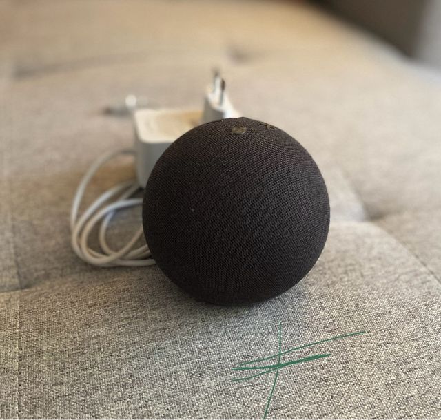 Altavoz inteligente Amazon Echo Dot (negro)