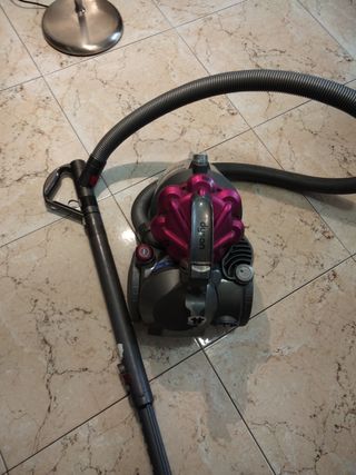 Aspiradora Dyson usada