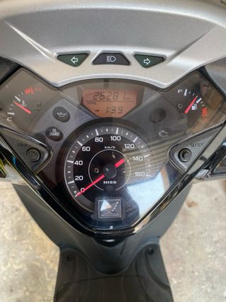 Honda SH300i 2015 - Scooter