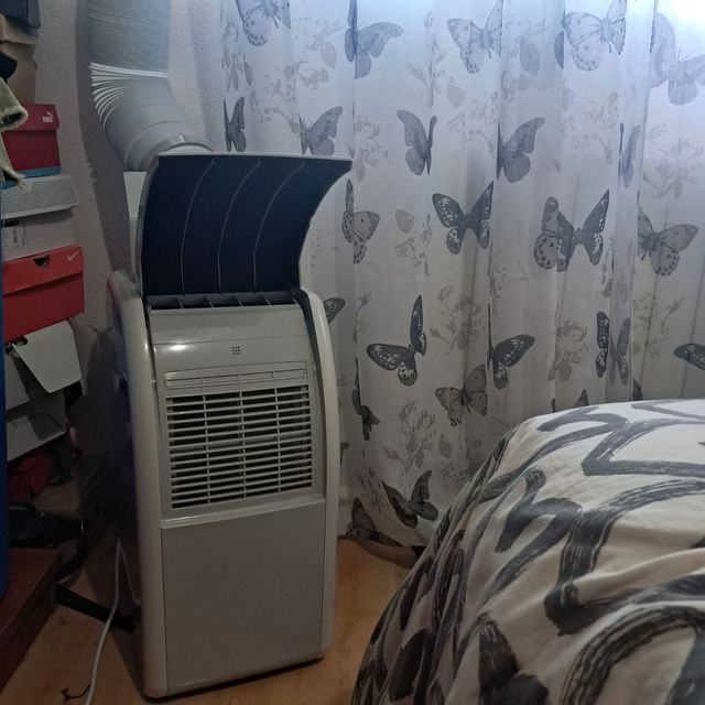 Aire acondicionado portátil COOLZY- Gris y blanco