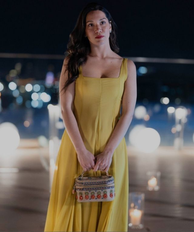 Vestido midi ZARA amarillo