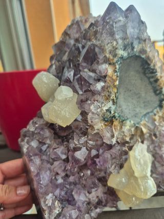 Geoda Amatista y Cuarzo