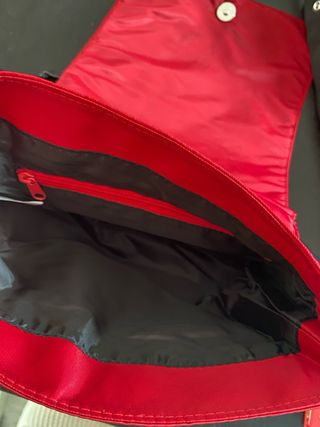 Bolsos bandolera rojos Levi’s