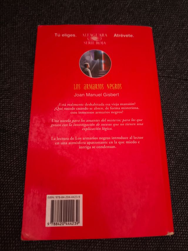 Los armarios negros (Serie roja) (Spanish Edition)