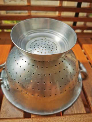 Colador aluminio antiguo