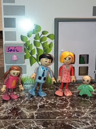 Casita muñecas madera 2 plantas