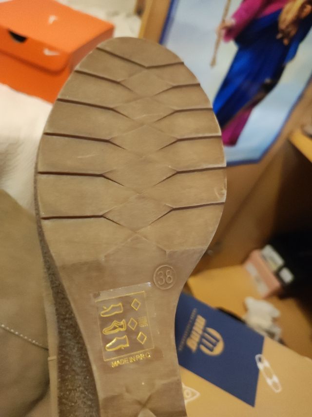 Botas beige tacón cuña