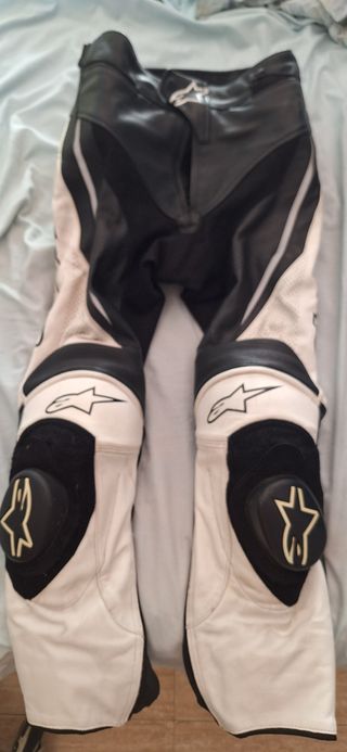 Pantalones Alpinestars cuero talla S (38 - 40)