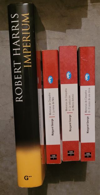Lote novela histórica. 