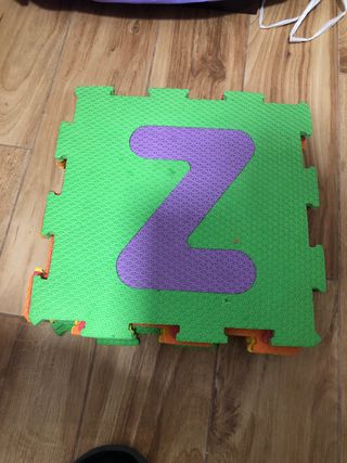 Alfombra Puzzle Espuma Z de 71 piezas!!