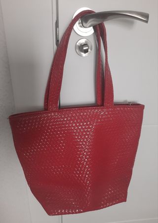 Bolso de hombro fucsia Almatrici