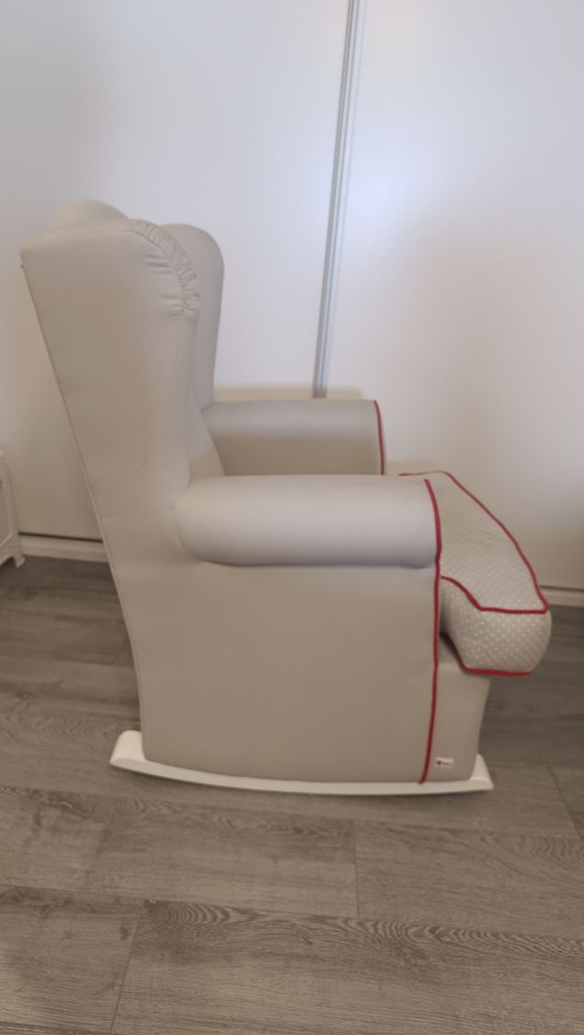 Butaca mecedora ideal para lactancia