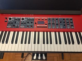 Nord Piano 5 88 teclas