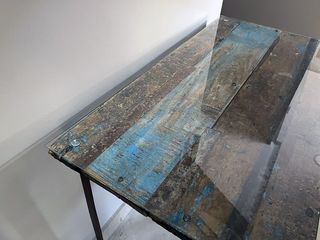 Mesa consola vintage con cristal