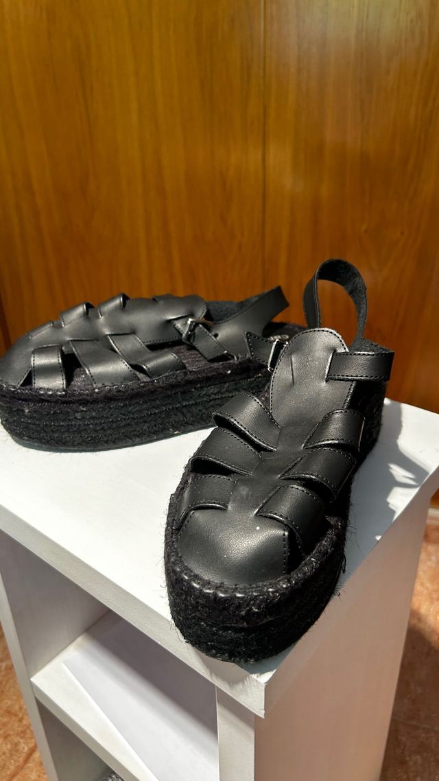 Sandalias plataforma negras