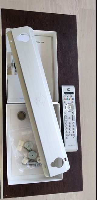 TV Philips 37" panorámica plata "OFERTA FINDE"