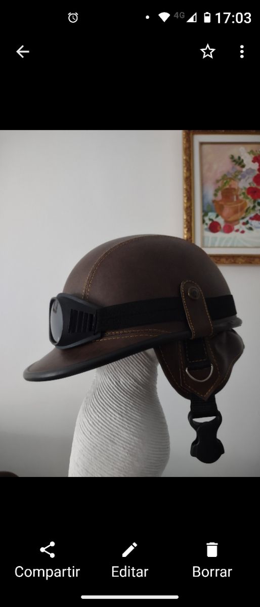 Casco moto cuero marrón