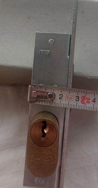 Cerradura Jardi metálica puerta